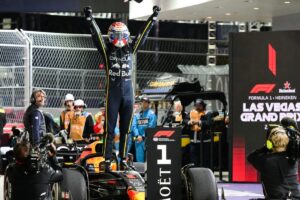 Verstappen domina en Las Vegas y enciende la batalla por el campeonato de Fórmula 1