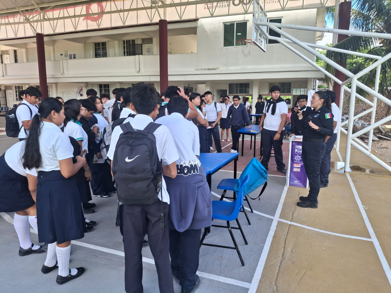 “Trabajamos para evitar que las escuelas se conviertan en puntos vulnerables de violencia "