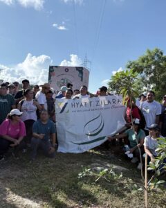 Jornada de “Arbolización” se realizó en la avenida Chac Mool esquina con la Talleres de Cancún con l participación del sector hotelero