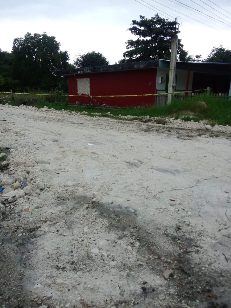 Camino de 100 metros de terracería costó medio millón de pesos