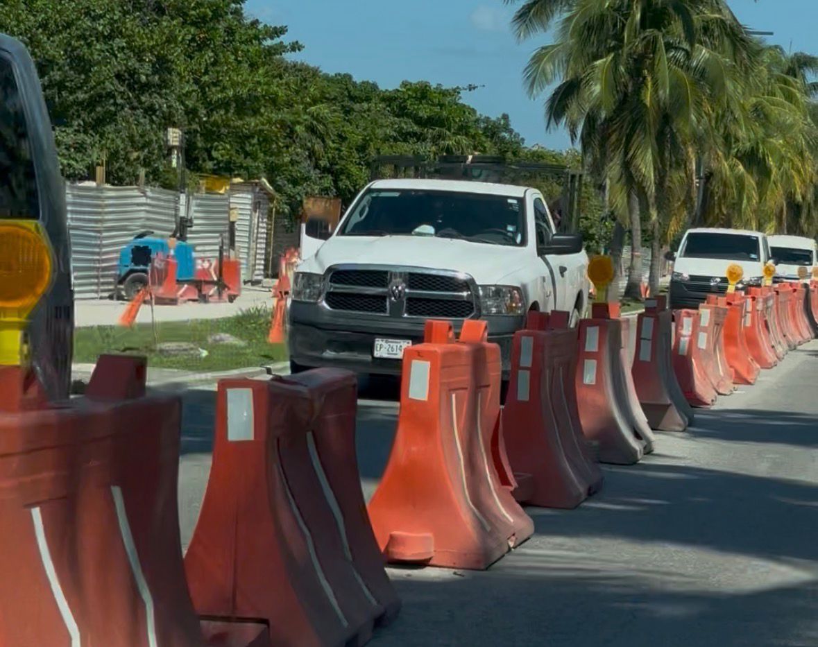 Cierran parcialmente Bulevar Kukulkán de la Zona Hotelera de Cancún por puente Nichupté