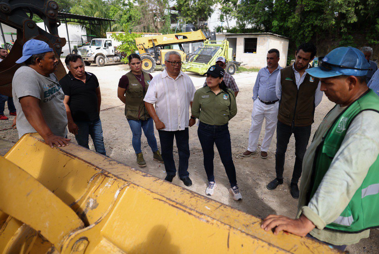 Necesitamos maquinaria en buenas condiciones que pueda operar durante toda la temporada de recale del sargazo, dijo Blanca Merari