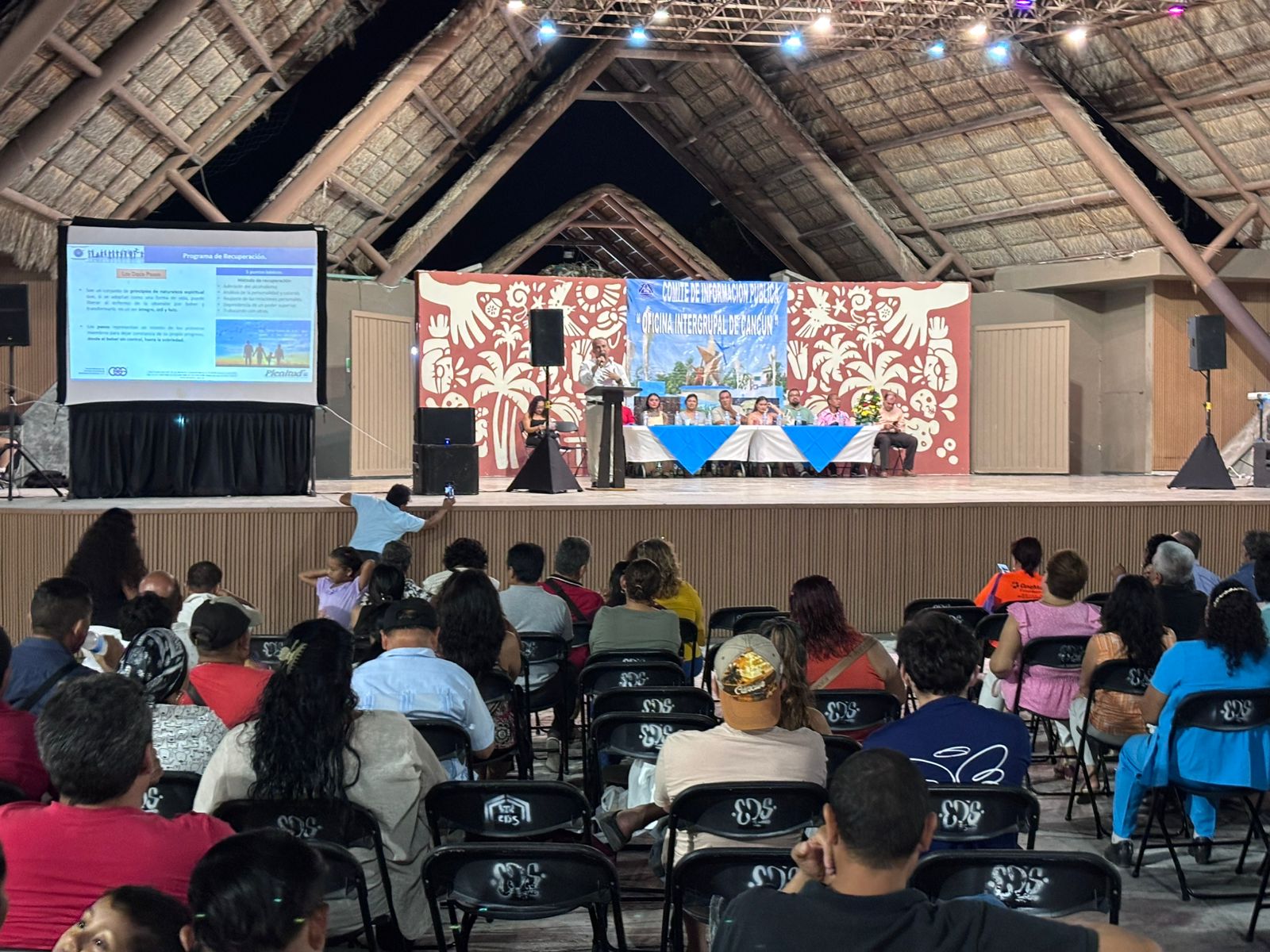 Aunque AA no lleva estadísticas oficiales por políticas internas de anonimato, los responsables coinciden en que la tendencia es ascendente.