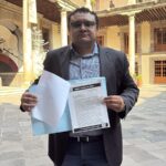 Xavier E. Méndez, entregó oficios en la Presidencia de la República y en la Secretaría de Educación Pública (SEP) para dar seguimiento al tema de los descuentos aplicados