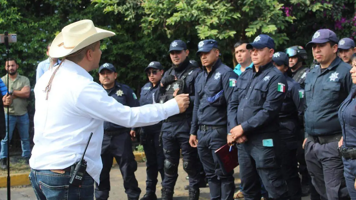 prisión preventiva a “El Licenciado” y a 7 escoltas de Carlos Manzo