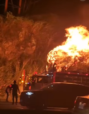 Camión en llamas y sin frenos provoca cierre total de carretera en Costa Rica