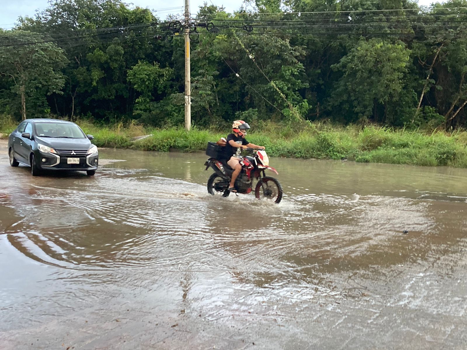 Tras la intensa lluvia entre la población surgieron cuestionamientos sobre las condiciones climatológicas previstas para los festejos de Año Nuevo en Cancún