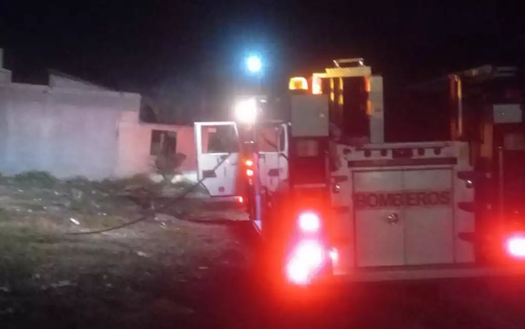 Incendio en la colonia San Antonio Tuk