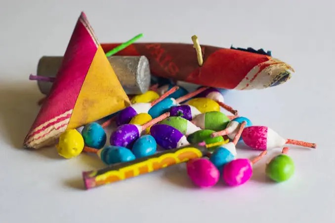 Sin permiso para venta de pirotecnia en la vía pública en Cancún