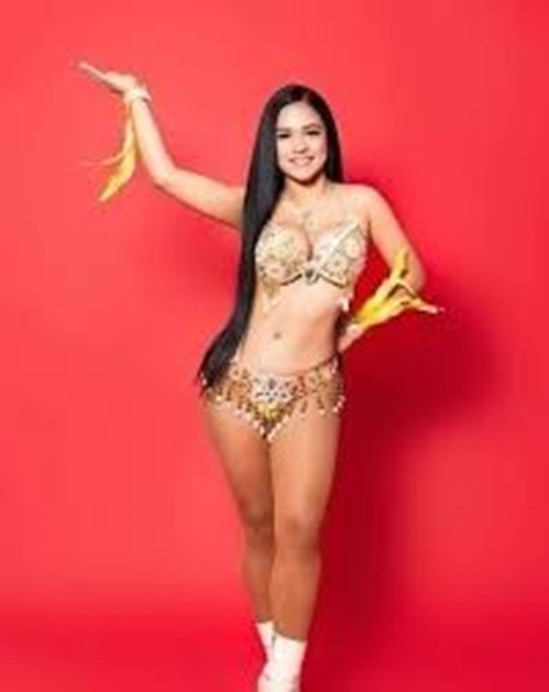 La visita a Umán representa también una oportunidad para que Arleth retome el contacto directo con su audiencia en la región