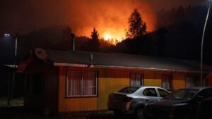 Viajan 145 brigadistas mexicanos a Chile, para combatir los incendios forestales