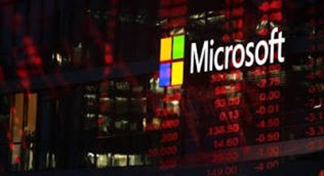 La caída se produjo tras la publicación de los resultados trimestrales de Microsoft, que mostraron un incremento récord en el gasto de capital enfocado en inteligencia artificial
