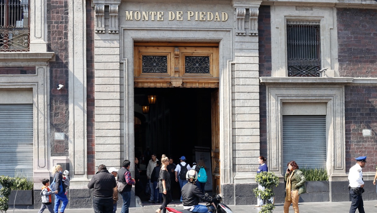 La huelga en el Monte de Piedad mantiene sin acceso a efectivo a miles de familias durante la cuesta de enero.