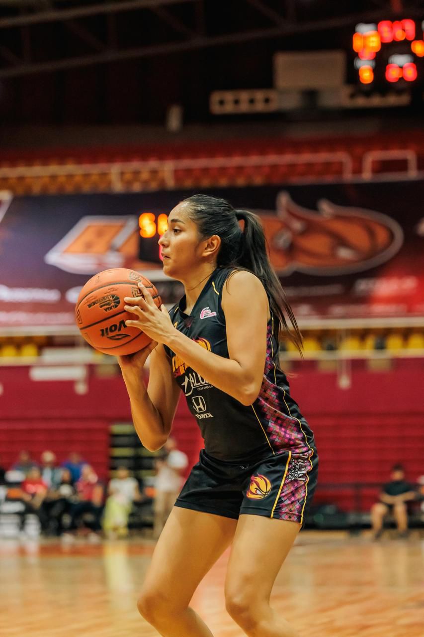 Su desempeño en la Temporada 2025 fue destacado por la directiva y la afición, y su renovación para la campaña 2026