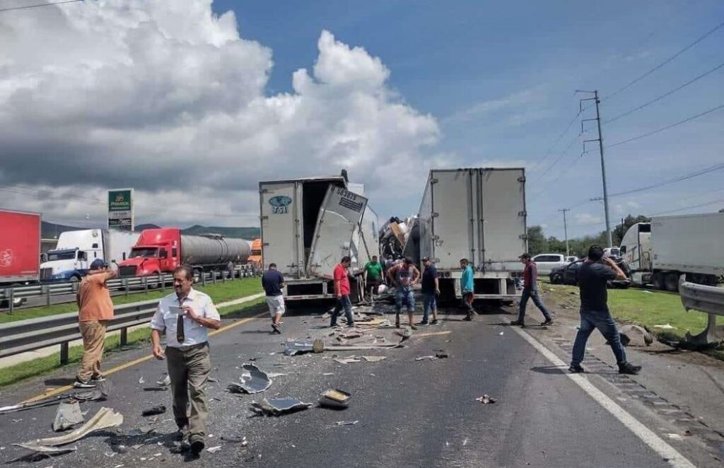 Accidente múltiple paraliza la carretera 57 en el tramo Querétaro–San ...