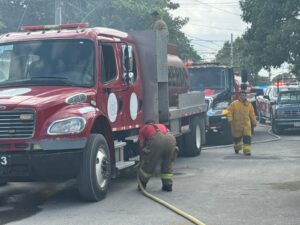 Fuego devasta vivienda en la Región 219, se reporta pérdida total