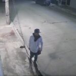 Capta cámara de seguridad robo de motocicleta en la Región 235 de Cancún