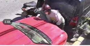 Captan en video robo de batería en plena avenida Tulum, en Cancún
