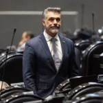 Morena inhabilitará los derechos partidistas de Sergio Mayer por unirse a reality show