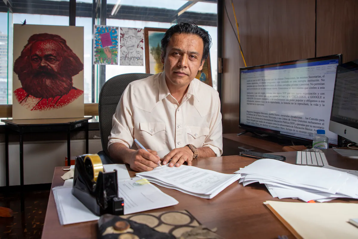 Marx Arriaga deja la SEP tras recibir notificación oficial de su destitución