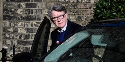 Detienen en Londres al exembajador británico Peter Mandelson por vínculos con Epstein