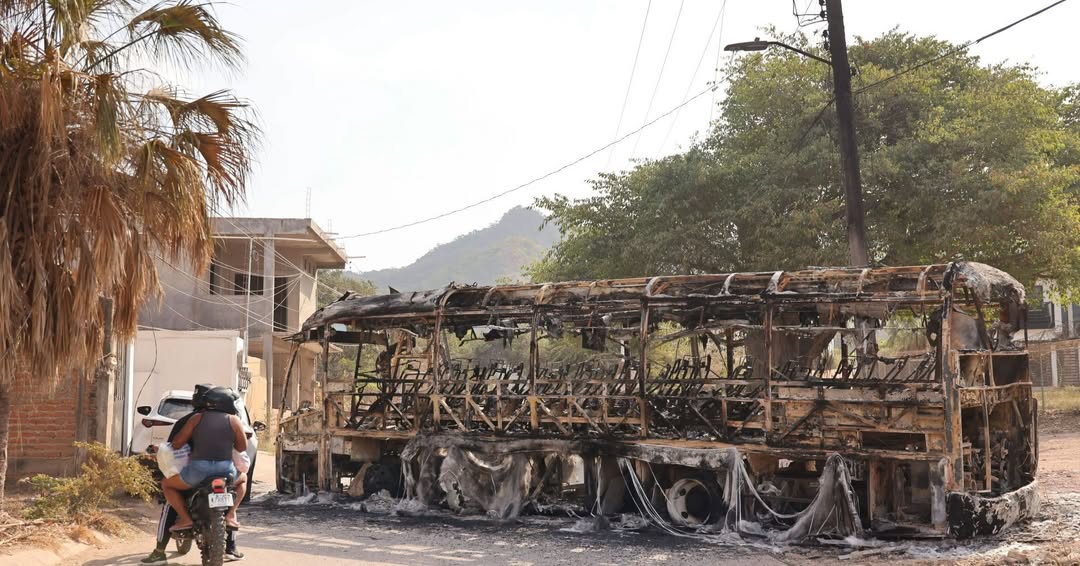 Quema de vehiculos CJNG