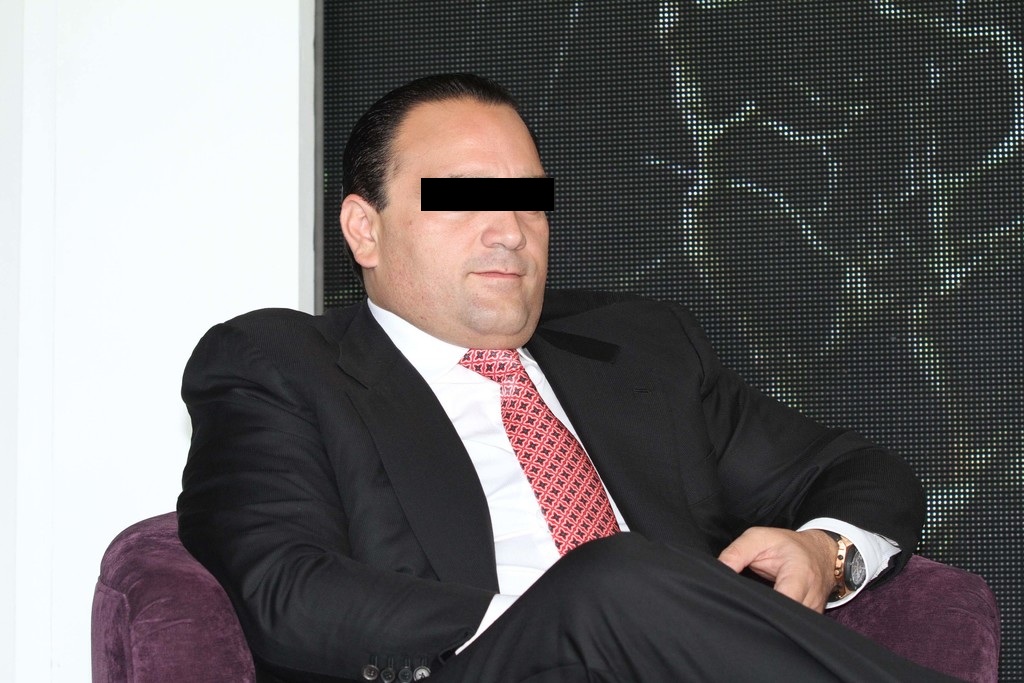 SAT reactiva el embargo contra Roberto Borge por una deuda de 3.8 millones y asegura un departamento en Playa del Carmen.