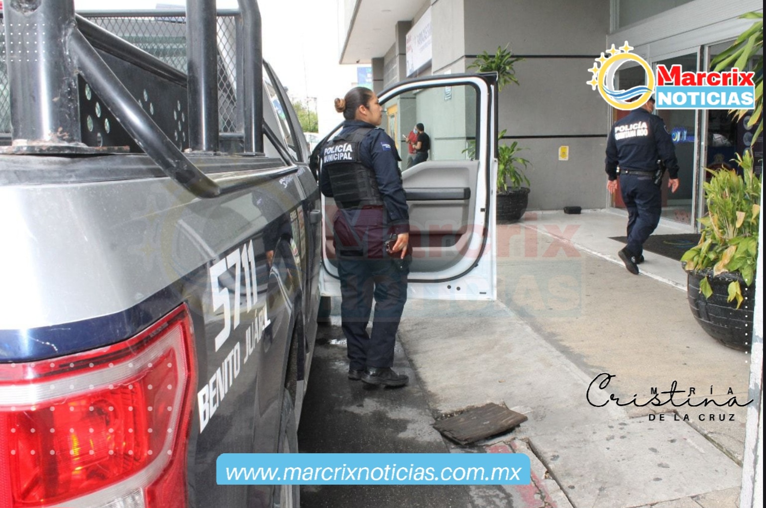 Se llevan un millón de pesos tras cristalazo en Plaza La Roca