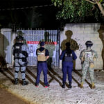 Rescatan a 3 mujeres en bar clandestino de Cancún y aseguran a un hombre