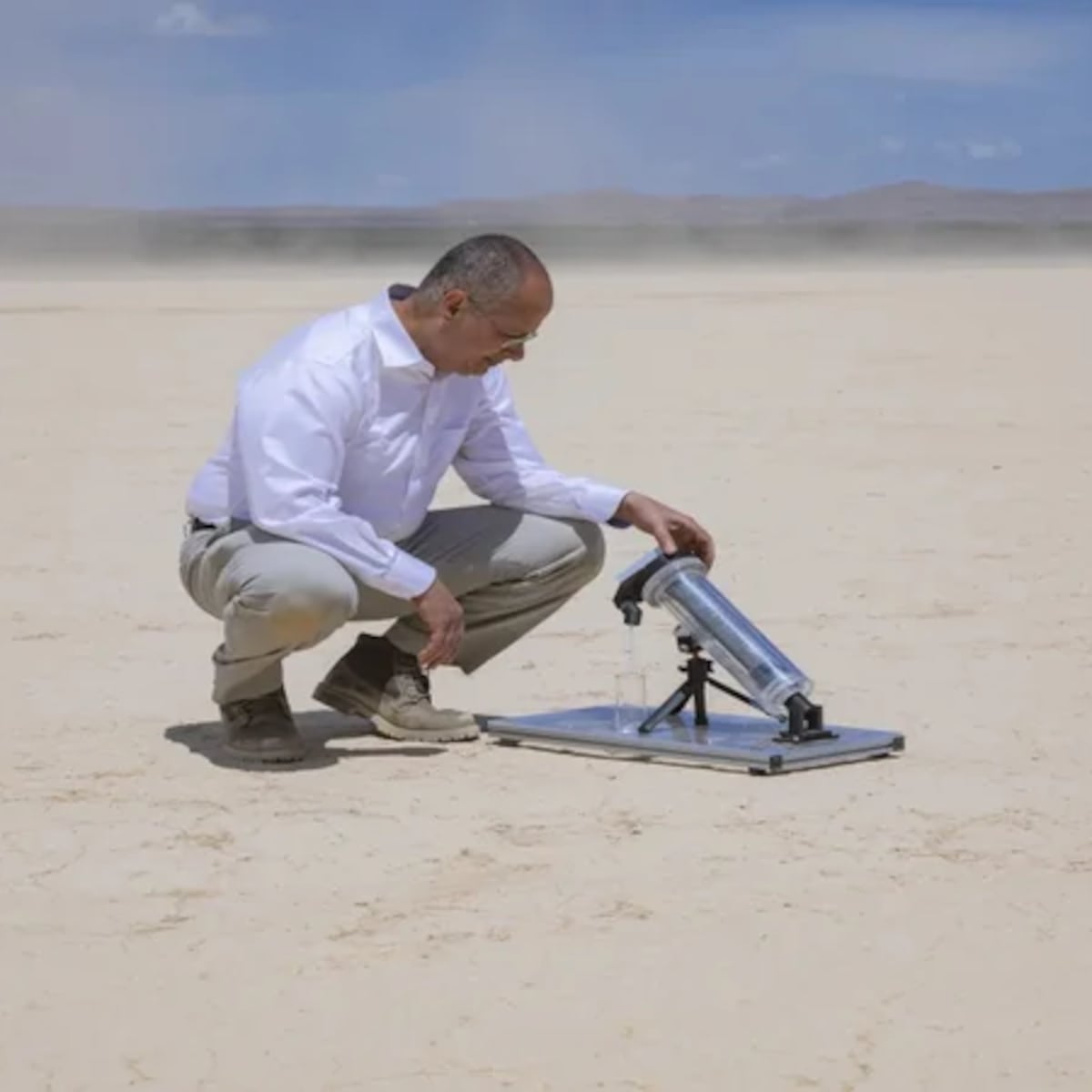 Agua potable del aire del desierto
