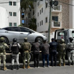 Aseguran drogas y recuperan vehículo en tres cateos en Cancún y Playa del Carmen