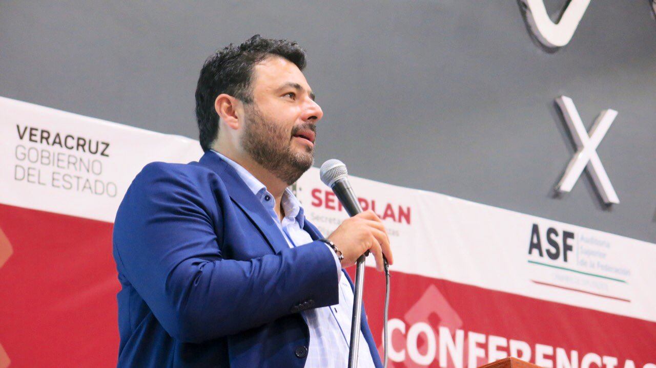 Diputados eligen a Aureliano Hernández como Auditor Superior de la Federación