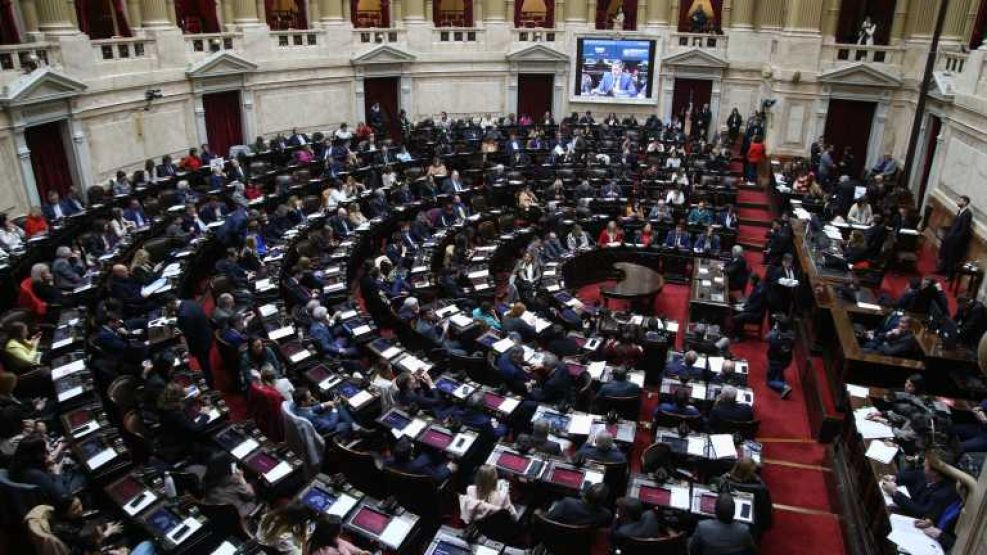 Diputados avalan semana laboral de 40 horas con aplicación gradual hasta 2030