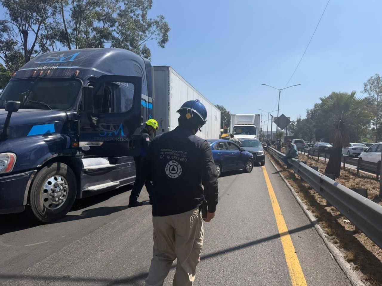 Carambola en la autopista México-Querétaro deja dos muertos y 12 vehículos dañados