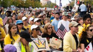 Movimiento No Kings contra Trump se extiende a miles de ciudades