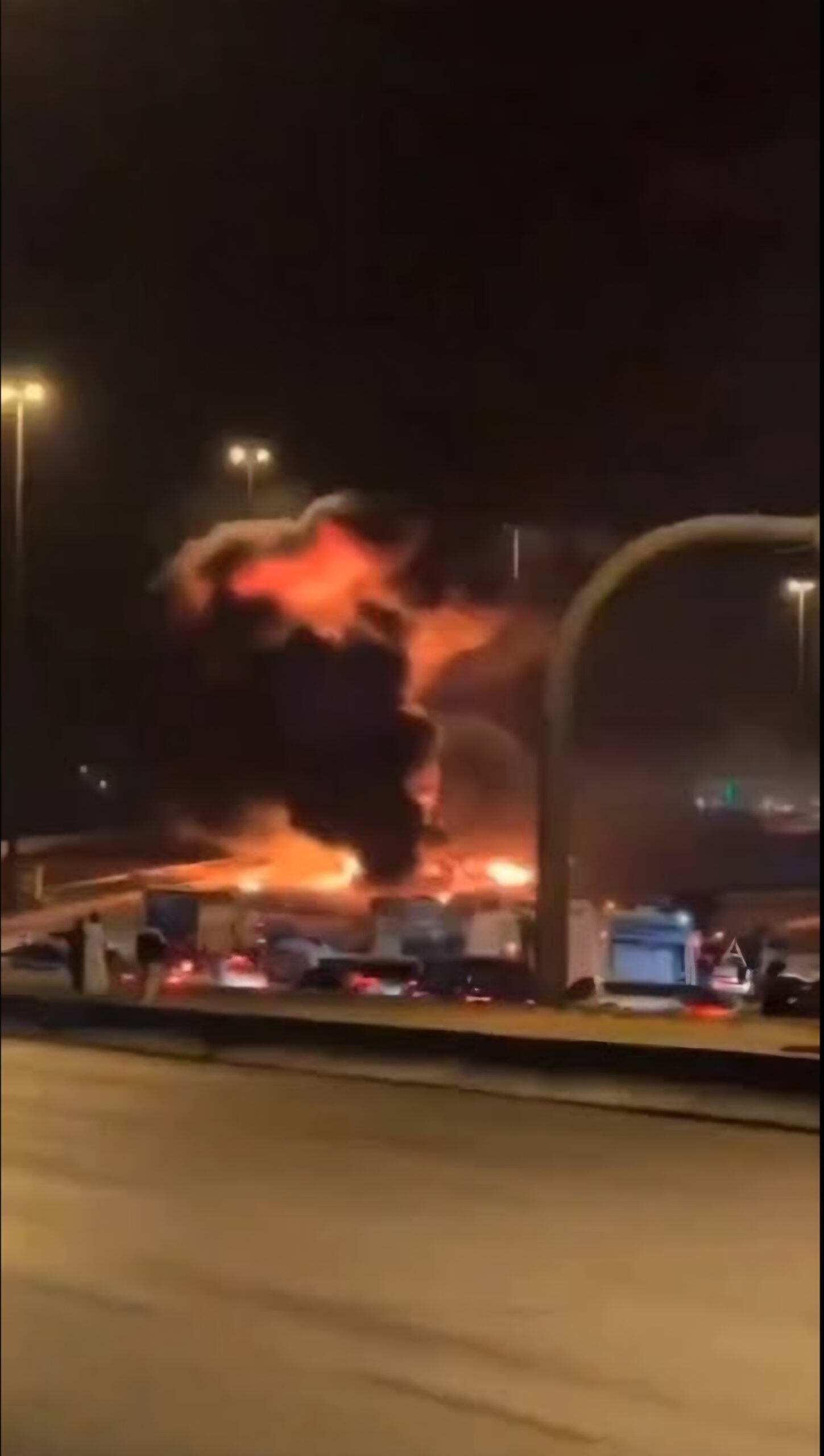 Atacan Embajada de Estados Unidos en Arabia Saudita