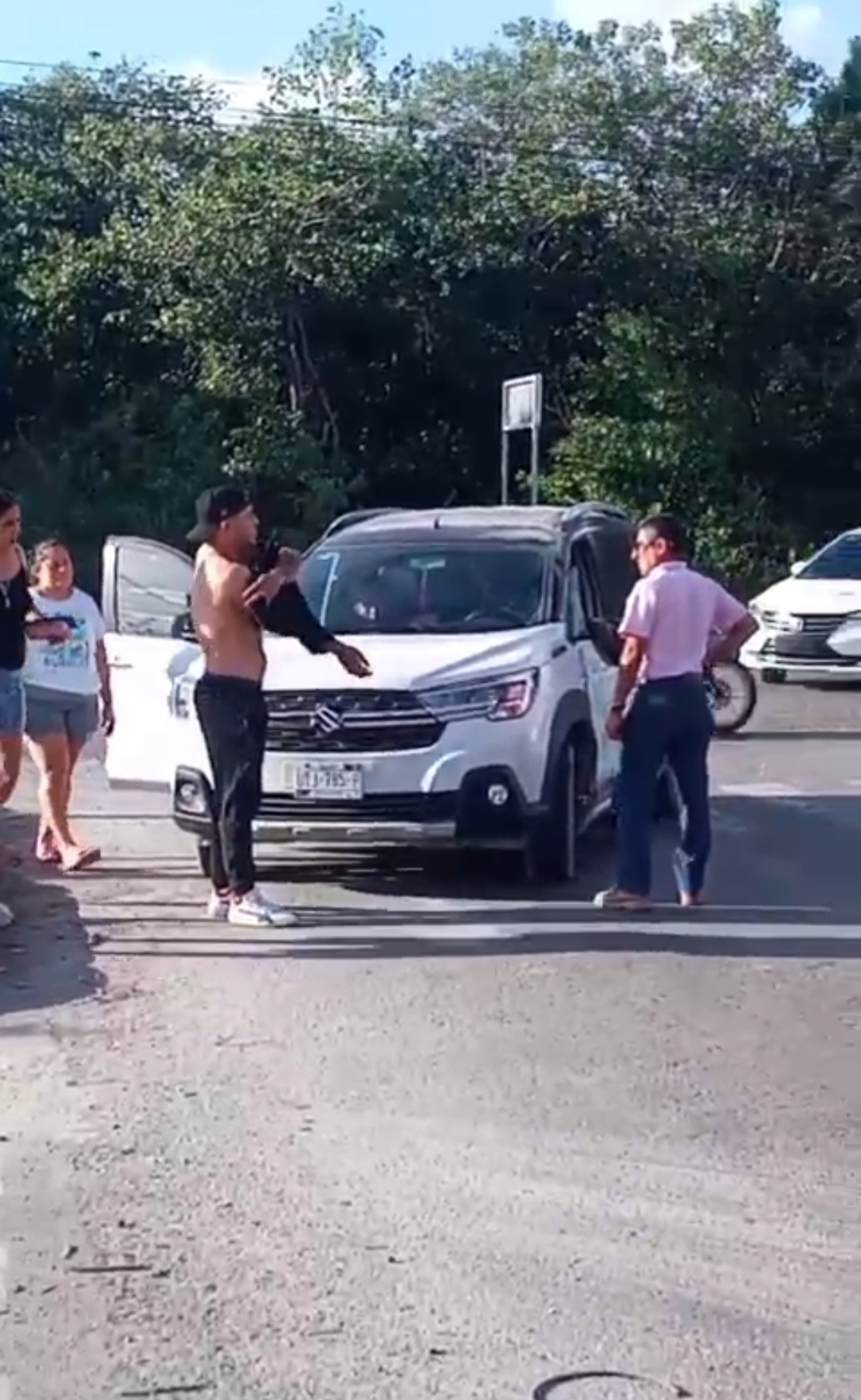 Accidente en Arco Norte de Cancún deja dos personas lesionadas