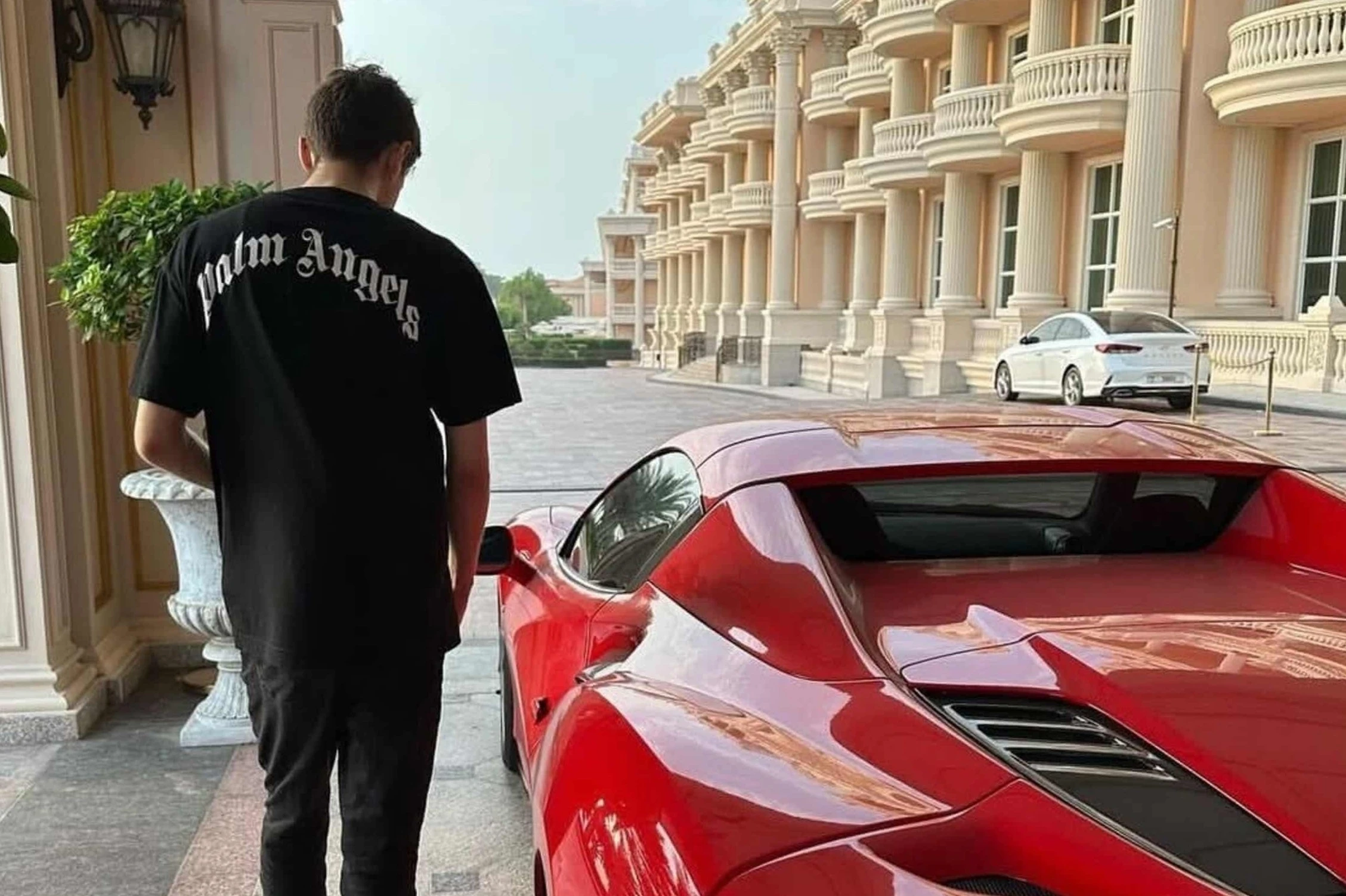 Millonarios abandonan Dubái mientras misiles y drones impactan en los Emiratos