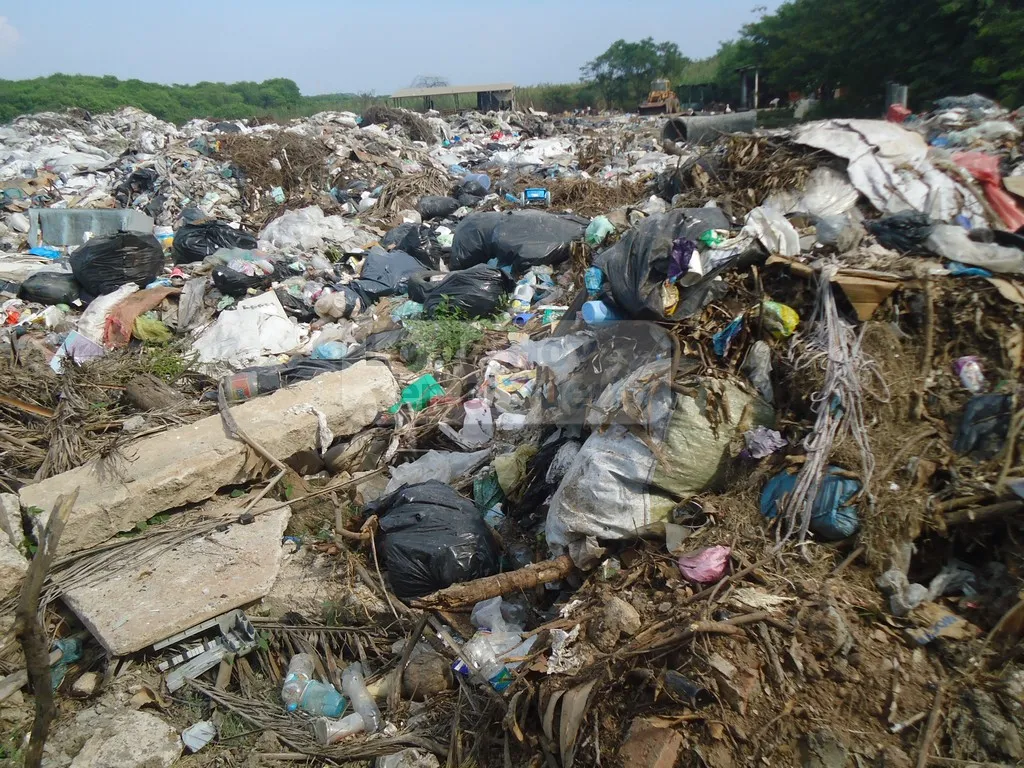 tiradero ilegal en EdoMex