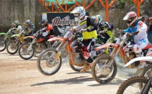 Anuncian en Cancún el primer campeonato estatal de motociclismo extremo “Stunt”