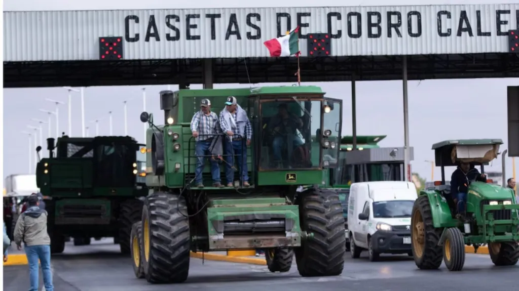 Transportistas levantan bloqueos, pero prevén nuevas acciones