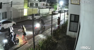 Asaltan a punta de pistola a dos jóvenes extranjeras en la Supermanzana 27 de Cancún