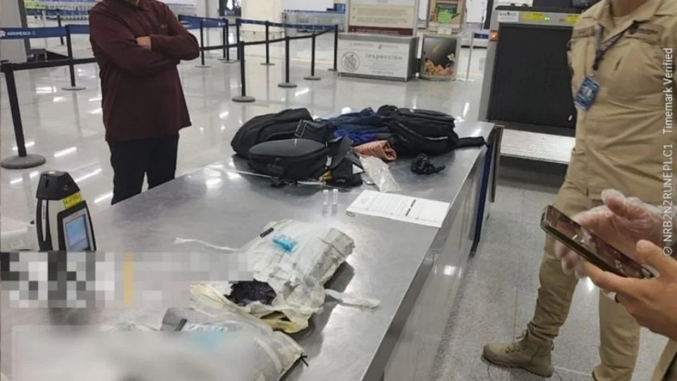 cocaína en AICM, Aeropuerto CDMX, Semar, narcotráfico México, seguridad aeropuerto, droga México, Ciudad de México