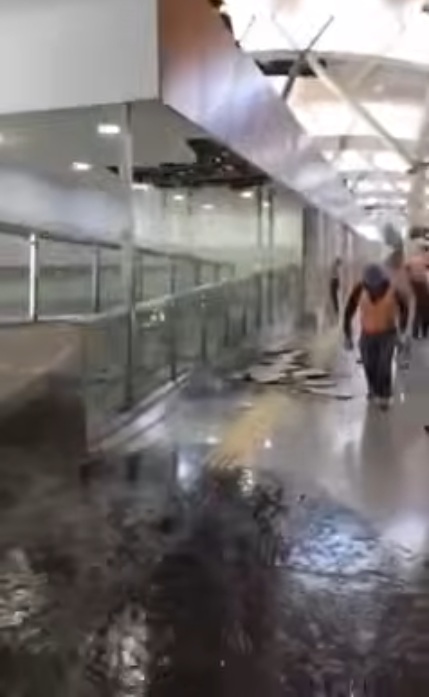 Fuga de aguas negras aeropuerto de la Ciudad de México