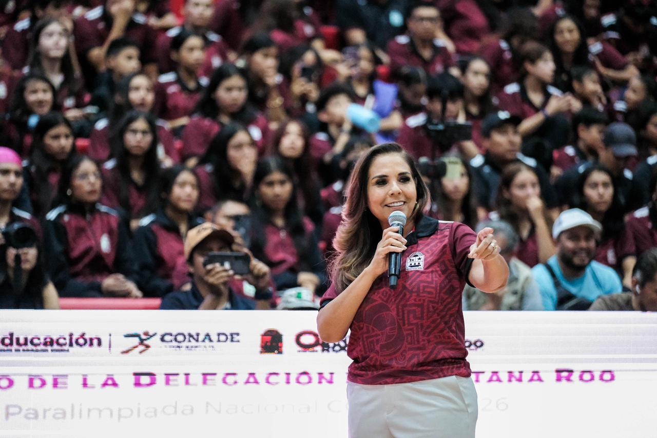 Mara abandera a la mayor delegación de Quintana Roo rumbo a la CONADE 2026