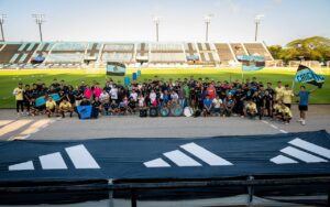 Afición del Cancún FC convive con jugadores en el estadio Andrés Quintana Roo
