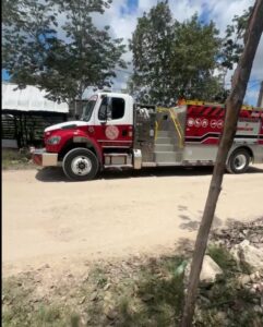 Incendio en la colonia irregular San Judas Tadeo de Playa del Carmen