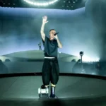 Justin Bieber sacude Coachella 2026 con una presentación minimalista y tecnológica