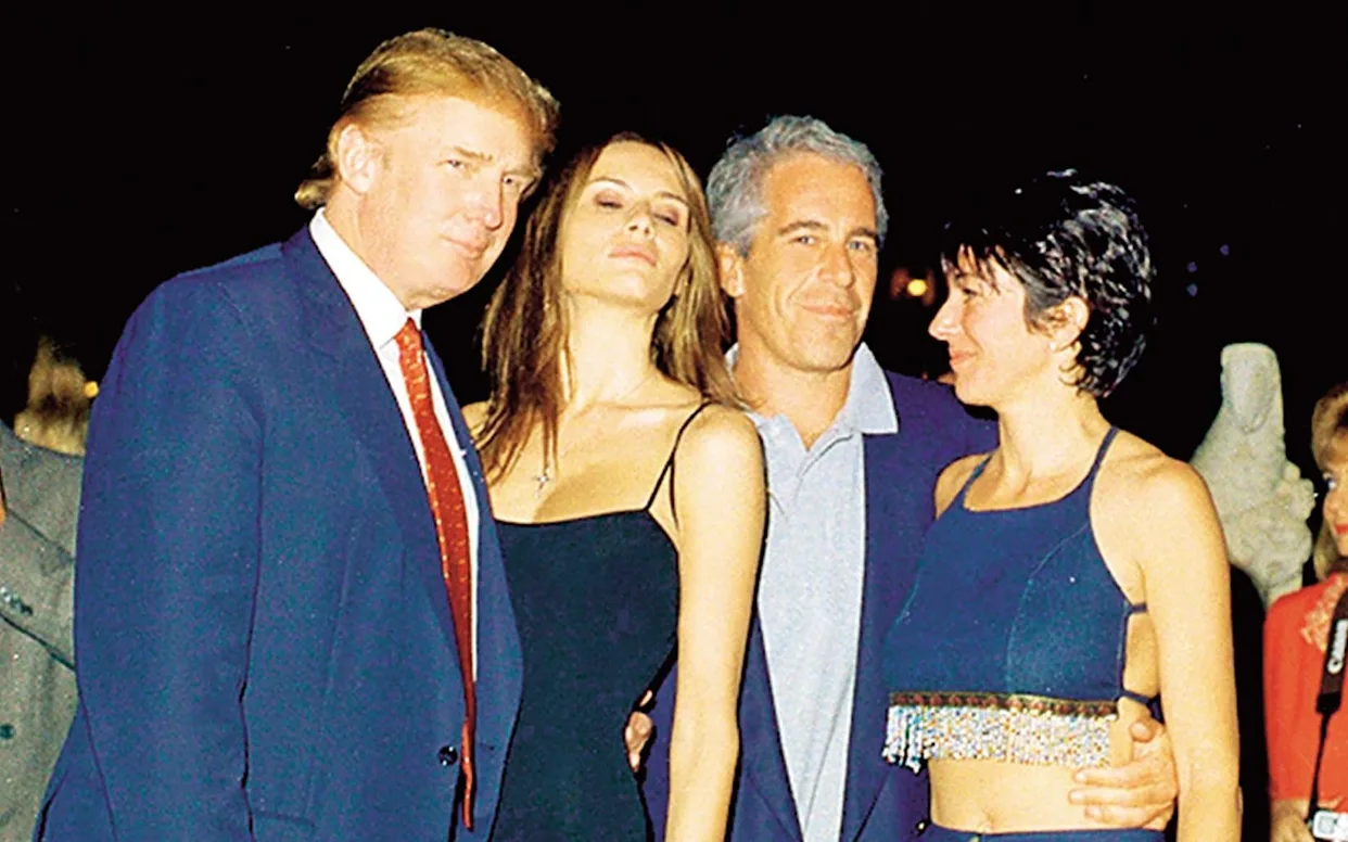 La primera dama de Estados Unidos, Melania Trump, niega vínculo con Epstein y pide audiencia para víctimas en el Congreso.