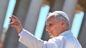 Papa León XIV pide que la energía nuclear se use para fines pacifistas